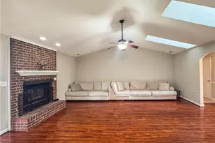 6813 Netherdale Dr, Fayetteville, NC 28314 - Photo 16