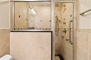 501 Edinburgh Dr, Fayetteville, NC 28303 - Photo 32