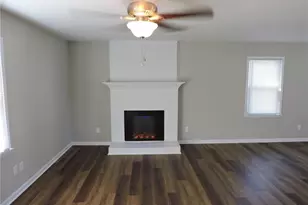 1310 Berkshire Rd, Fayetteville, NC 28304 - Photo 6