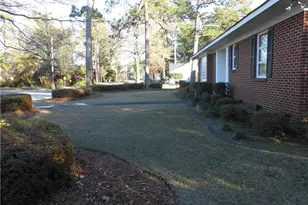 601 W 26th St, Lumberton, NC 28358 - Photo 6
