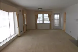 601 W 26th St, Lumberton, NC 28358 - Photo 16