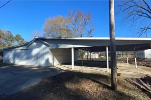 916 Aberdeen Rd, Laurinburg, NC 28352 - Photo 16