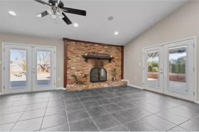 617 Northampton Road, Fayetteville, NC 28303 - Photo 22