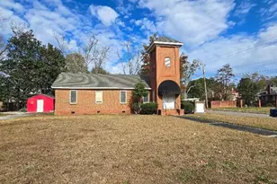 202 15th St, Lumberton, NC 28358 - Photo 1