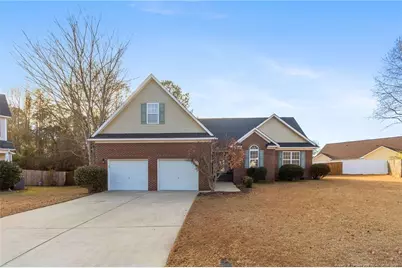 4246 Pete Warner Court, Hope Mills, NC 28348 - Photo 2
