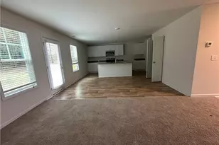 5805 Panther Dr, Hope Mills, NC 28348 - Photo 4