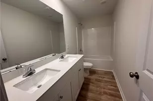 5805 Panther Dr, Hope Mills, NC 28348 - Photo 12