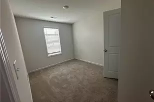 5805 Panther Dr, Hope Mills, NC 28348 - Photo 10