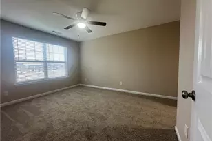 743 Shoals Lake Dr, Fuquay-Varina, NC 27526 - Photo 26