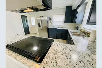 405 S Austin Street S, Maxton, NC 28364 - Photo 24