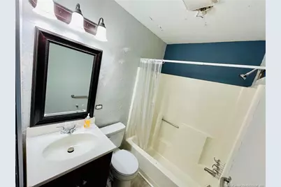 405 S Austin Street S, Maxton, NC 28364 - Photo 32