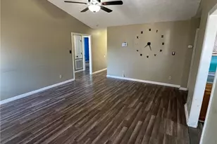 805 Windingwood Pl, Hope Mills, NC 28348 - Photo 8