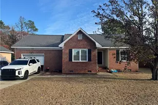 805 Windingwood Pl, Hope Mills, NC 28348 - Photo 1