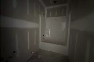 30381 E Lake Rd, Wagram, NC 28396 - Photo 8