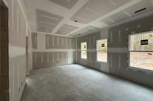 30381 E Lake Rd, Wagram, NC 28396 - Photo 12