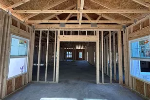 30381 E Lake Rd, Wagram, NC 28396 - Photo 16