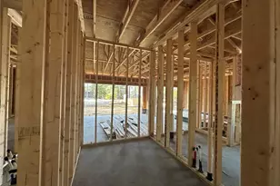 30381 E Lake Rd, Wagram, NC 28396 - Photo 10