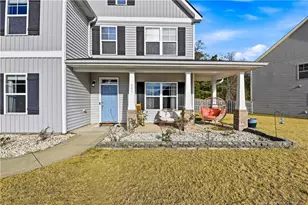 301 Derby Ln, Hope Mills, NC 28348 - Photo 2