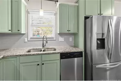 425 Woodington Road, Hope Mills, NC 28348 - Photo 14