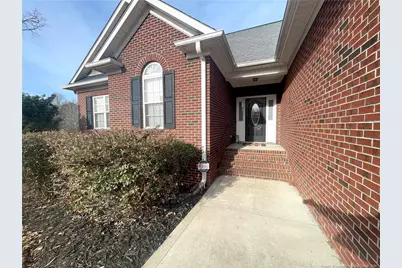 352 Old Field Loop, Sanford, NC 27332 - Photo 4