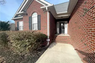 352 Old Field Loop, Sanford, NC 27332 - Photo 4