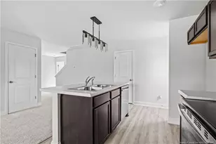 116 Phillips St, Fayetteville, NC 28301 - Photo 6