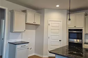 1365 Halibut St, Fayetteville, NC 28312 - Photo 20