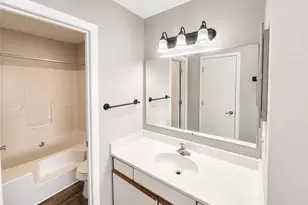 3374 Galleria Dr, Fayetteville, NC 28303 - Photo 6