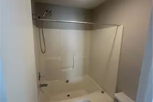 3374 Galleria Dr, Fayetteville, NC 28303 - Photo 10