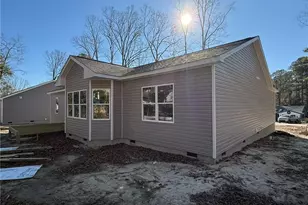 5062 Bluebird Dr, Sanford, NC 27332 - Photo 6