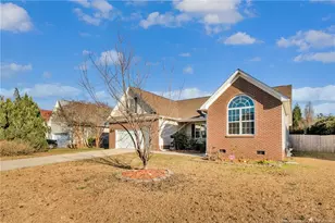 1111 Thistle Gold Dr, Hope Mills, NC 28348 - Photo 2