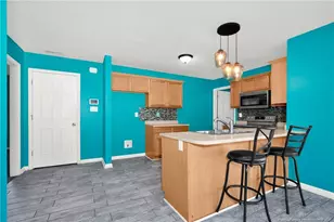 1111 Thistle Gold Dr, Hope Mills, NC 28348 - Photo 10