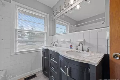 820 E Donaldson Avenue, Raeford, NC 28376 - Photo 20