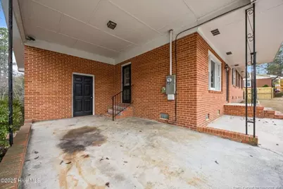 820 E Donaldson Avenue, Raeford, NC 28376 - Photo 4