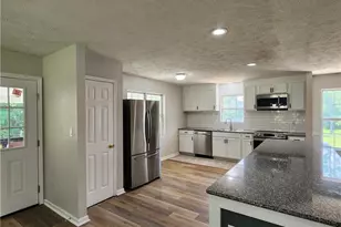 5444 Rockfish Rd, Raeford, NC 28376 - Photo 8