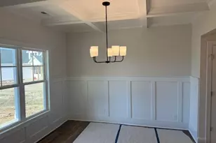 204 N Rabbit Run Dr, Smithfield, NC 27577 - Photo 2