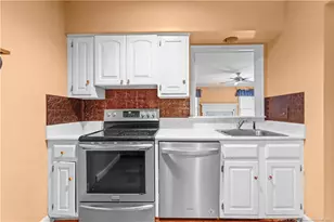 124 Racquet Ln, Pinehurst, NC 28374 - Photo 10