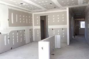 4733 Scenic Pines Dr, Hope Mills, NC 28348 - Photo 4