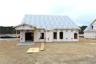 4733 Scenic Pines Dr, Hope Mills, NC 28348 - Photo 4