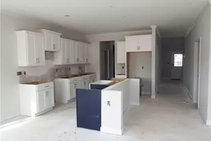 4733 Scenic Pines Dr, Hope Mills, NC 28348 - Photo 8