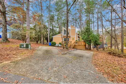 5937 Waters Edge Drive, Fayetteville, NC 28314 - Photo 2