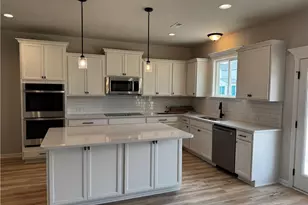 1818 Smith Farm St, Fayetteville, NC 28306 - Photo 8