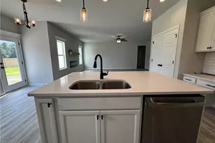 1814 Smith Farm St, Fayetteville, NC 28306 - Photo 10