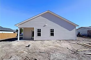 1421 Mack St, Spring Lake, NC 28390 - Photo 4