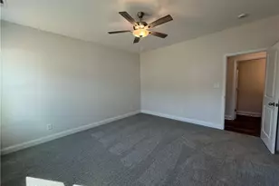 3879 Blackhills Rd, Fayetteville, NC 28311 - Photo 10