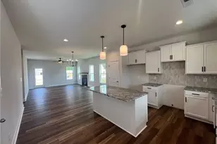 3879 Blackhills Rd, Fayetteville, NC 28311 - Photo 2