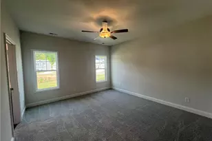 3879 Blackhills Rd, Fayetteville, NC 28311 - Photo 10