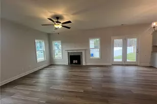 3871 Blackhills Rd, Fayetteville, NC 28311 - Photo 2