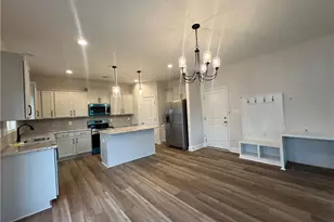 3871 Blackhills Rd, Fayetteville, NC 28311 - Photo 6