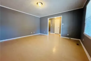 2170 Quailridge Dr, Fayetteville, NC 28304 - Photo 4